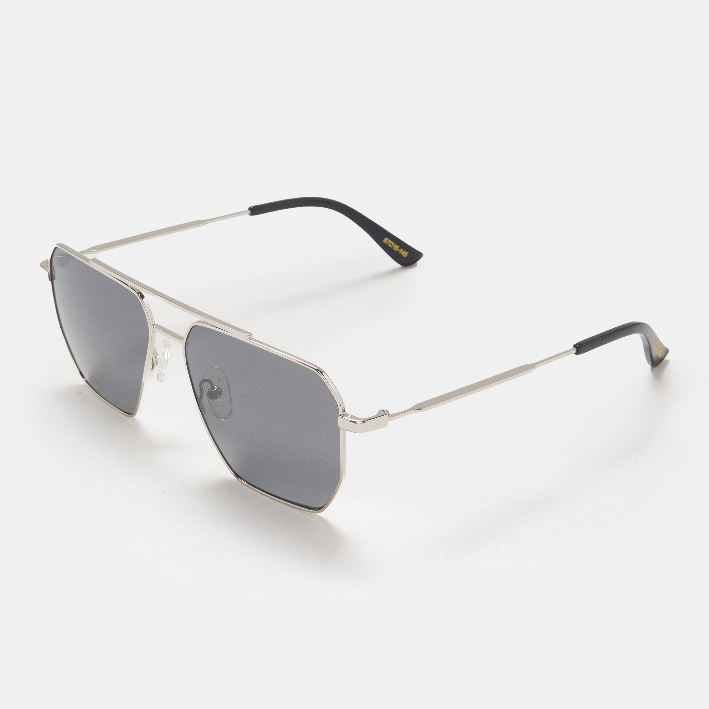 ليجيند نوير